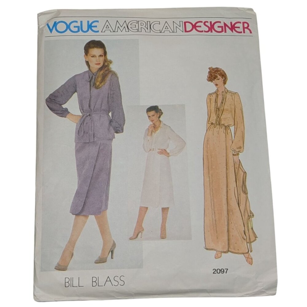 Vogue American Designer Bill Blass Pattern 2097 factory folds